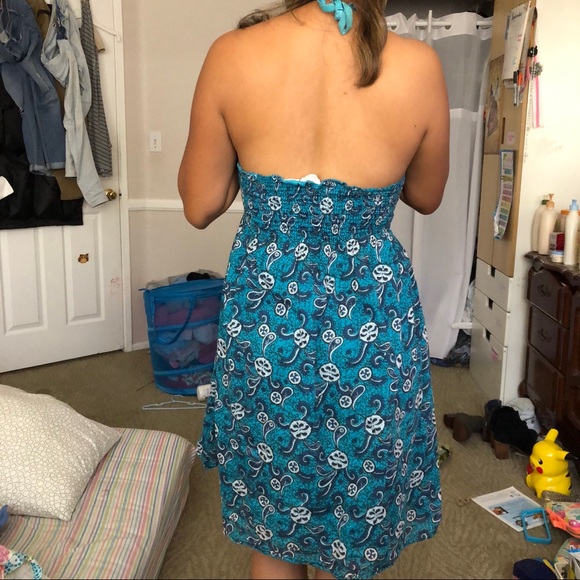 Halter dress - Picture 2 of 5
